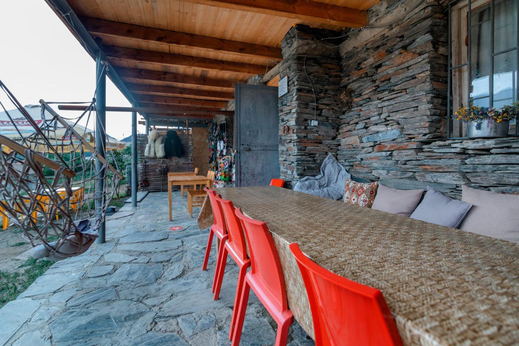 Auberge de jeunesse Tishe à Omalo Extérieur photo