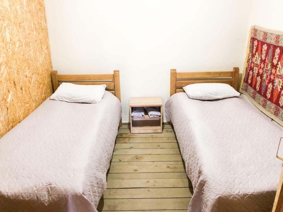 Auberge de jeunesse Tishe à Omalo Extérieur photo